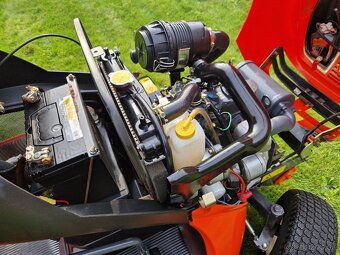 Zahradni Traktor sekačka KUBOTA GR 1600II - PROFESSIONAL - 9