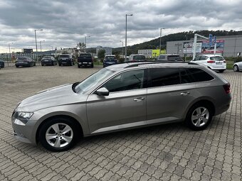 Škoda Superb Combi 1.6 TDi Ambition DSG - 9