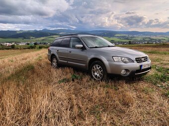 Subaru Outback 2,5 benzín - 9