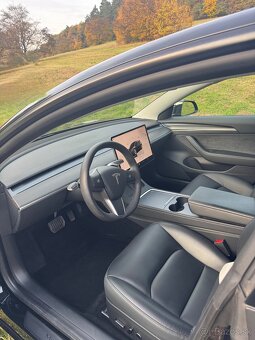 Tesla model 3 Refresh Štandard Range - 9