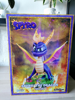 Spyro the dragon - First4Figures socha - 9
