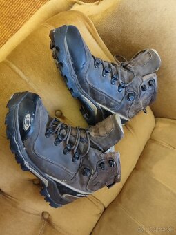 Kožené turistické alebo zimné topánky SALOMON v 40 - 9