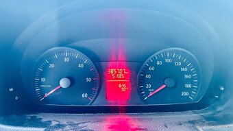 Predám odťahovku VW Crafter 2,5 - 9