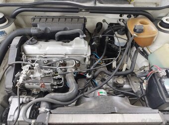 Volkswagen Golf MK1 Cabrio - 9