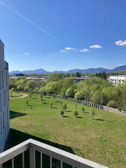Prenájom moderného 1 - izbového bytu s parkovaním - 9