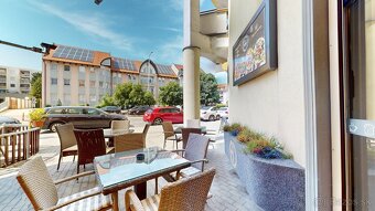 Odstúpenie zabehnutej kaviarne s raňajkami v centre mesta - 9