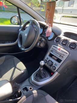 Peugeot 308 1,6 Benzín 110kW Rok 18.6.2008 súrne. - 9