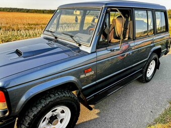 Mitsubishi pajero 2.5 - 9