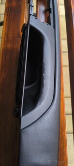 BMW E92 M3 laktová opierka - 9