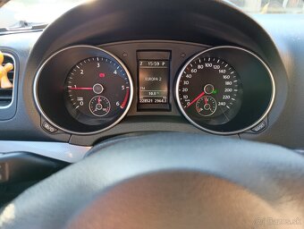 Volkswagen Golf Variant - 9
