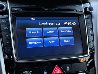 Hyundai i30 2015 1.6 Benzín - 9