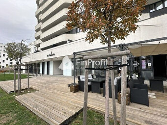 Obchodný priestor v novostavbe bytového domu na prenájom - 1 - 9