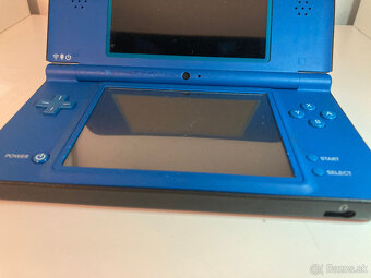 Nintendo DSi XL - 9