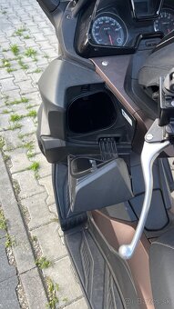 Predám skúter Honda Forza 125 - 9