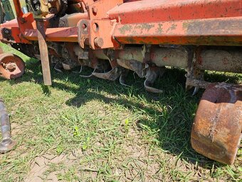 Rotavátor za traktor HOWARD - 9