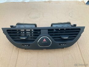 Rozpredám Opel Corsa E 1.2 - 9