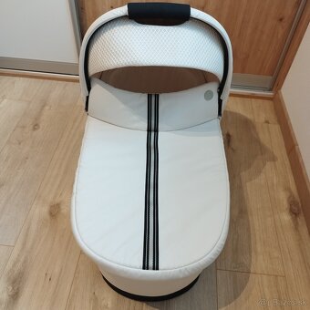 Autosedačka + vanička Cybex ( AVI SPIN) - 9