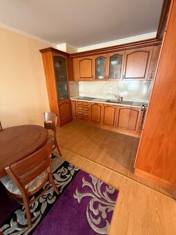 Skvelý trojizbový apartmán s výhľadom na more, nachádzajúci - 9