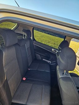 Peugeot 307 1.6 HDi – spoľahlivý hatchback s nízkouSpotrebou - 9