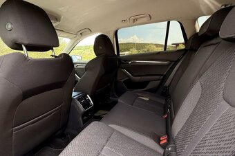 Škoda Octavia 2.0 TDI SCR Style Virtual - 9