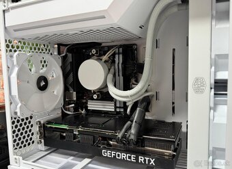 Ryzen 7 7700X\32GB\RTX 3080Ti\SSD\850W Zdroj - 9