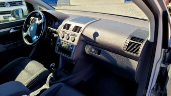Volkswagen Touran 1.9 TDI- 77 kw Trendline - 9