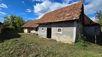 Dve chalupy v malebnej obci Devičany s pozemkom 2979 m2 - 9