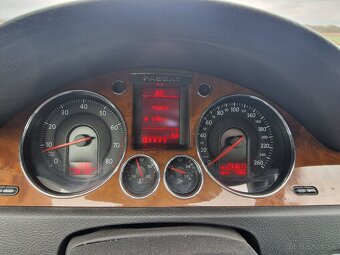 Volkswagen Passat B 6 combi 2.0 FSI automat - 9