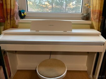 Digitálne piano Medeli UP81/WH - 9