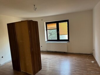 Dom iba 10 minút od centra Košíc–22 árovi pozemok - 9