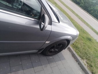 Opel vectra c 1.9 88kw mot este platny - 9