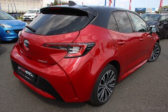 Toyota Corolla HYBRID 1.8 - 9