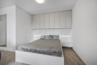 Na prenájom | 1 izbový byt s terasou 51,39 m² - PARK HOUSE - 9