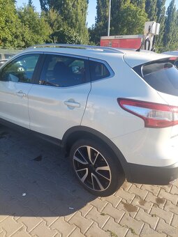 Nissan Qashqai 1.6 DIG-T Tekna - 9