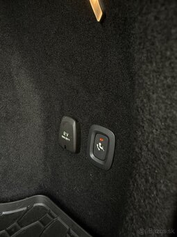 Volvo V60, 2021, 2.0 benzín - 9