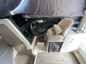 QUICKSILVER Activ 705 WEEKEND + MERCURY F 150 EFI EXLPT záru - 9