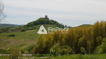 Predám pozemok vo Vyhniach + stavebné povolenie na chatu. - 9