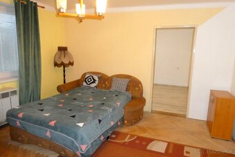 Na predaj 2,5 izbový tehlový byt v Cinobani - 9