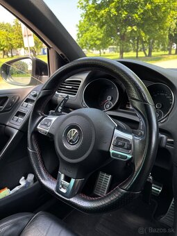 VOLKSWAGEN GOLF GTI • 2010 • 2.0 TSI - 9