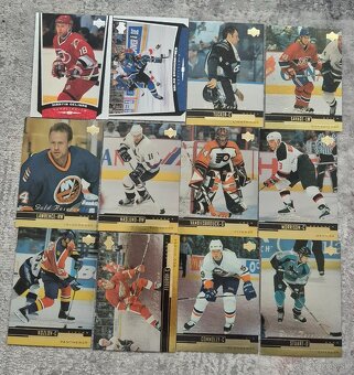 Hokejové kartičky - 9