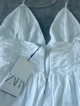 Zara saty nove L - 9