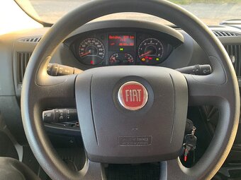 Obytný automobil GLÜCKSMOBIL A68 Alkovna - 9