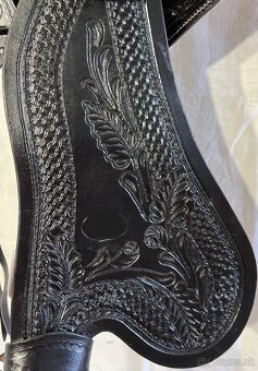 Westernový sedlový komplet 26) černé oválné krátké široké - 9