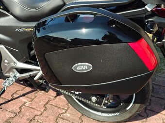 Honda NC 750 X DCT - 9
