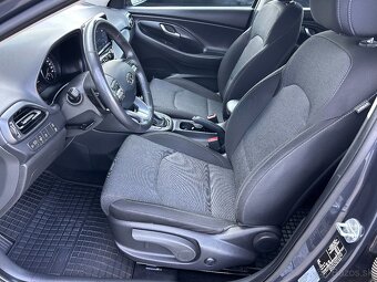 Hyundai i30CW 1.5 T-GDi 118kW mHEV AT7 Family - 9
