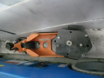 Predám pásový minižeriav BG LIFT M250 - 9