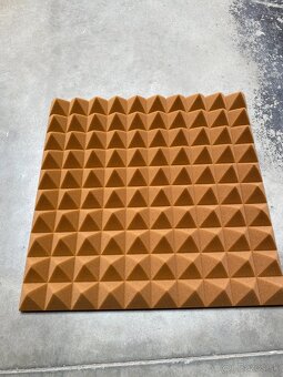 Akustický panel pyramída 50x50x5cm - 9