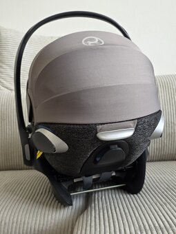 CYBEX Cloud Z i-Size Vajíčko+ zakladna - 9