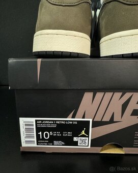 Air Jordan 1 Low Mocha - 9