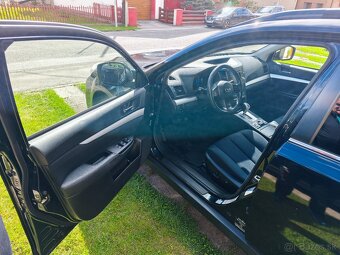 Subaru outback 2.0 D 110kw 4x4 7st. Automat - 9